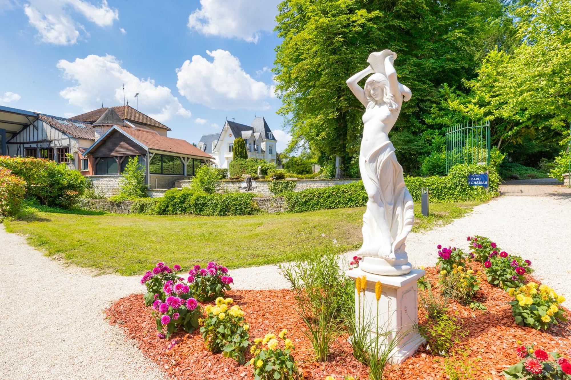 Le Moulin Du Landion Hotel Et Spa Dolancourt Esterno foto