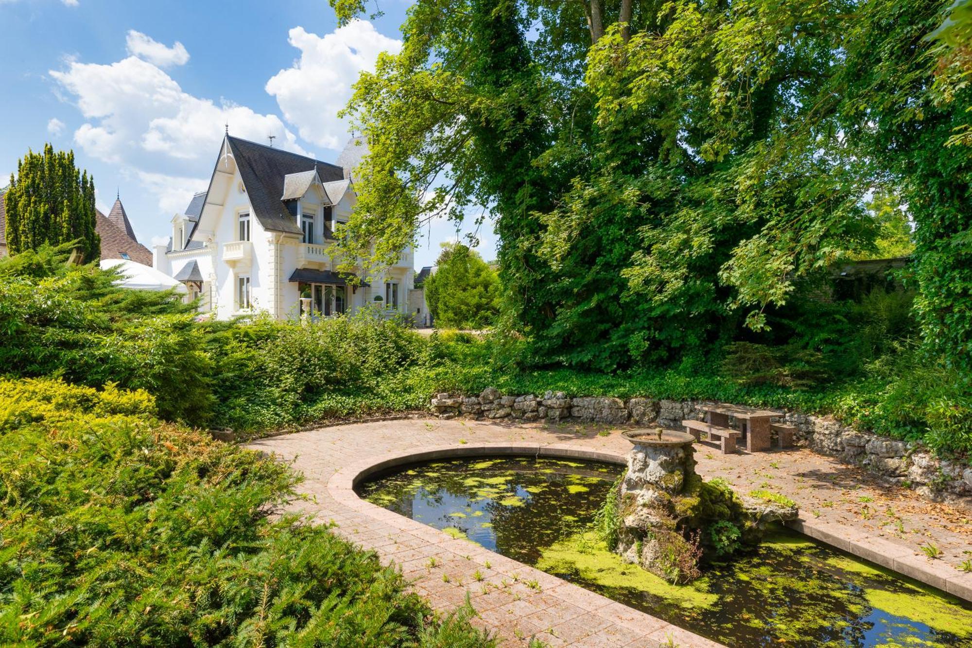 Le Moulin Du Landion Hotel Et Spa Dolancourt Esterno foto