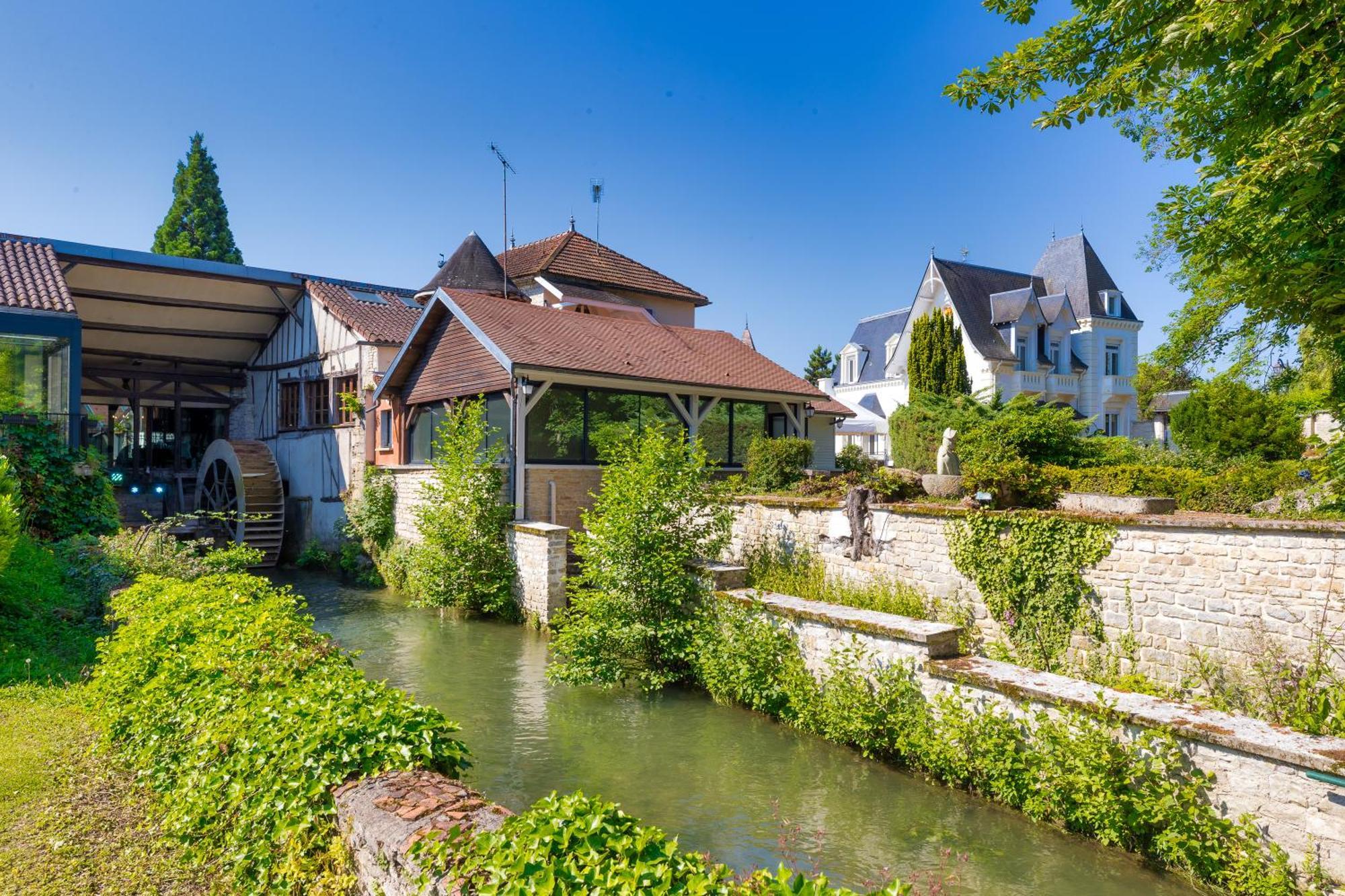 Le Moulin Du Landion Hotel Et Spa Dolancourt Esterno foto