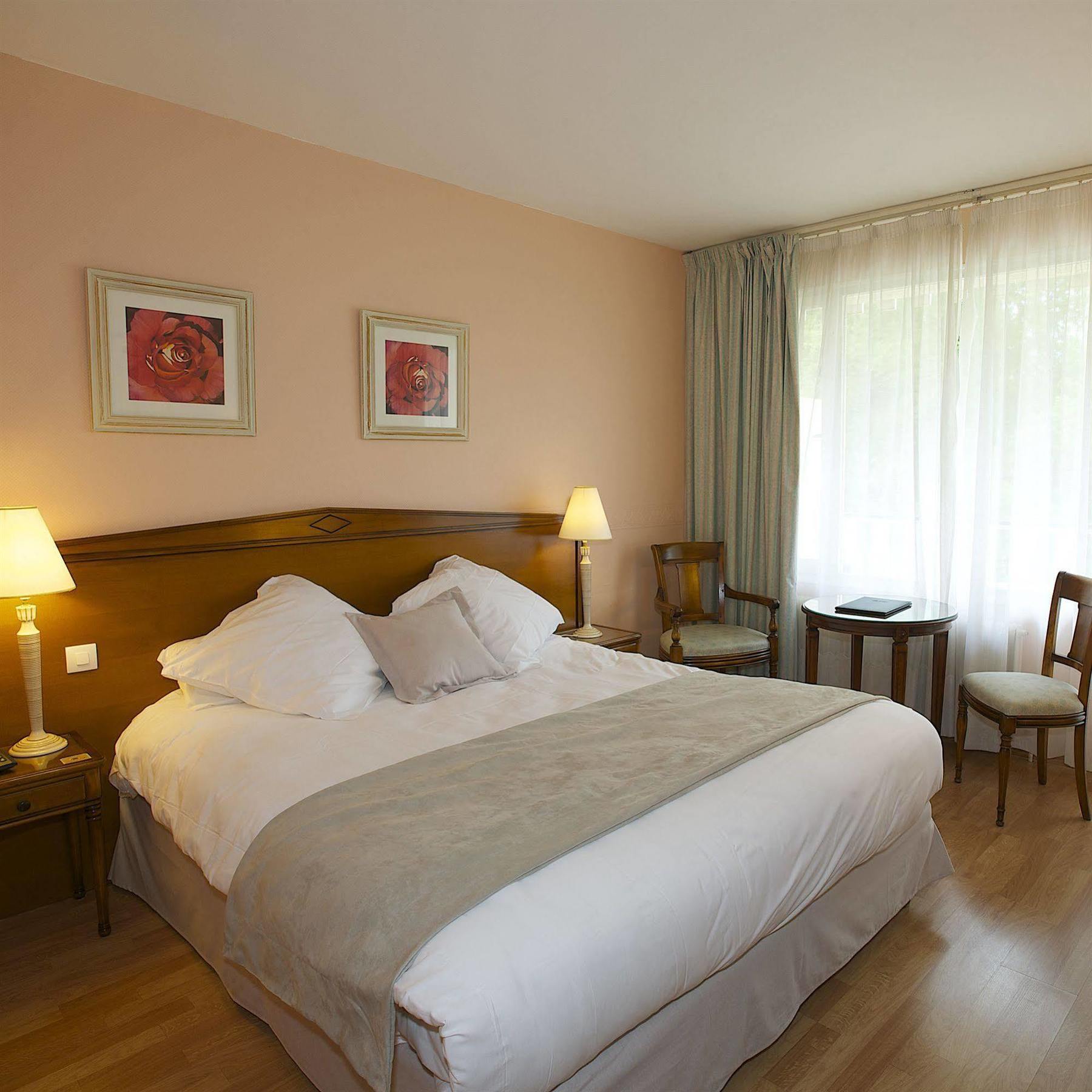 Le Moulin Du Landion Hotel Et Spa Dolancourt Esterno foto
