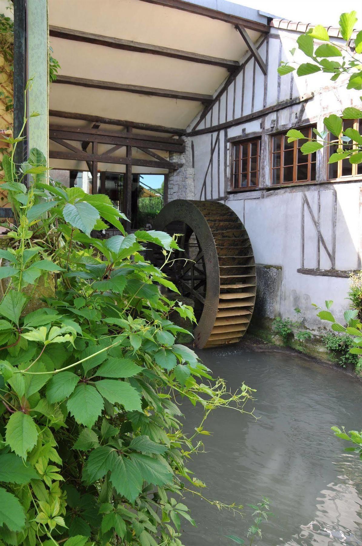 Le Moulin Du Landion Hotel Et Spa Dolancourt Esterno foto